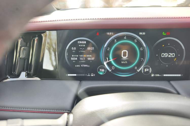Used GAC Trumpchi M8 2023 Zongshi Series 400T Ultimate Edition Odometer Close Up