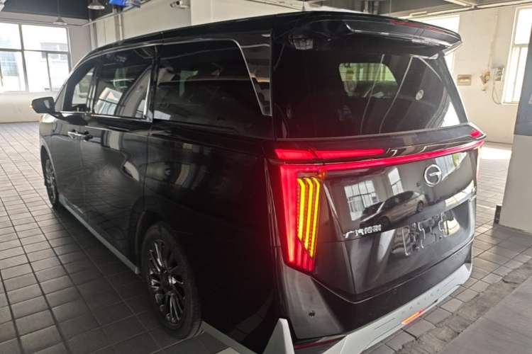 Used GAC Trumpchi M8 2023 Zongshi Series Dual-Motor Supreme Edition Rear Left 45 Deg