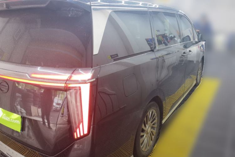 Used GAC Trumpchi M8 2023 Zongshi Series Dual-Motor YuZun Edition Rear Right 45 Deg