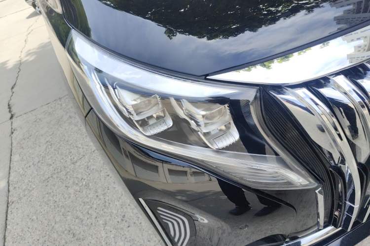 Used GAC Trumpchi M8 2023 Lingxiu Series 390T Prestige Edition Right Front Headlight