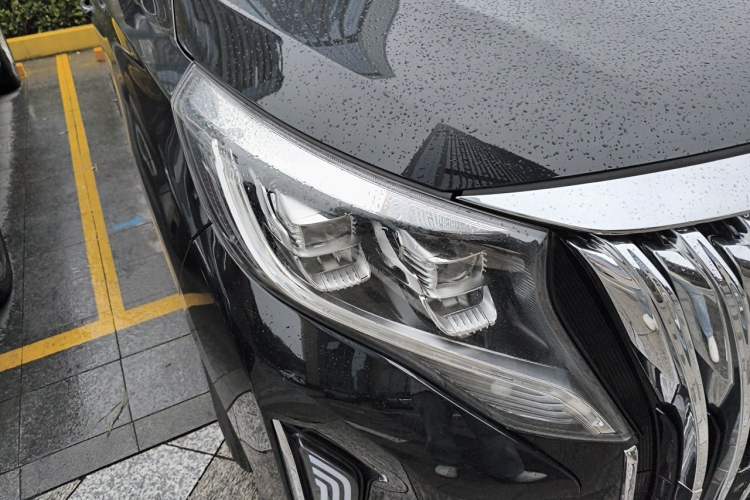 Used GAC Trumpchi M8 2023 Lingxiu Series 390T Deluxe Edition Right Front Headlight