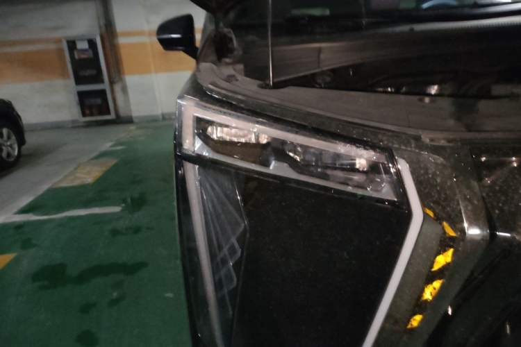 Used GAC Trumpchi M8 2023 Zongshi Series 400T Ultimate Edition Right Front Headlight