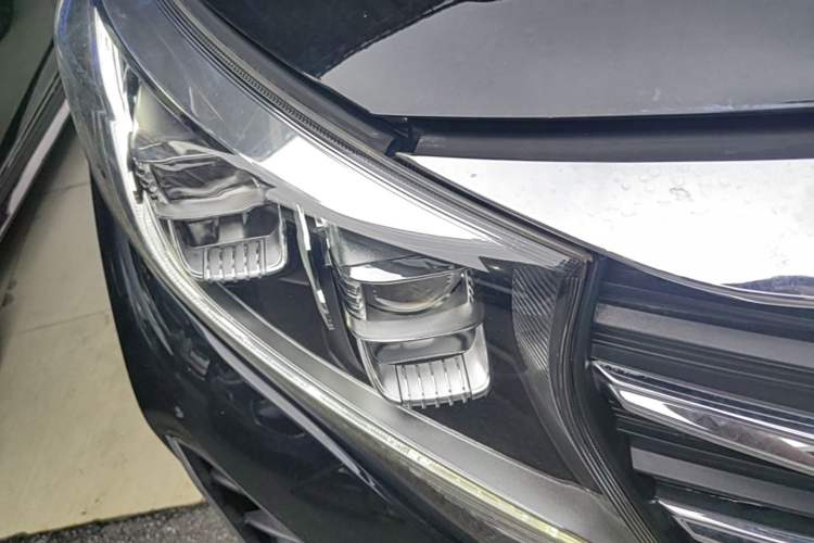 Used GAC Trumpchi M8 2023 Lingxiu Series 390T Deluxe Edition Right Front Headlight