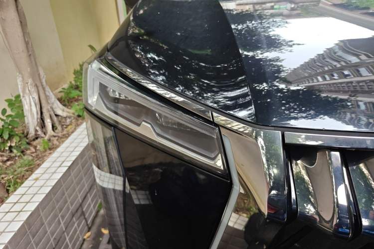 Used GAC Trumpchi M8 2023 Zongshi Series Dual-Motor YuZun Edition Right Front Headlight