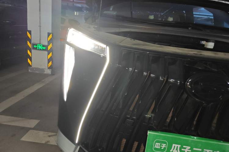 Used GAC Trumpchi M8 2023 Zongshi Series 400T Flagship Edition Right Front Headlight