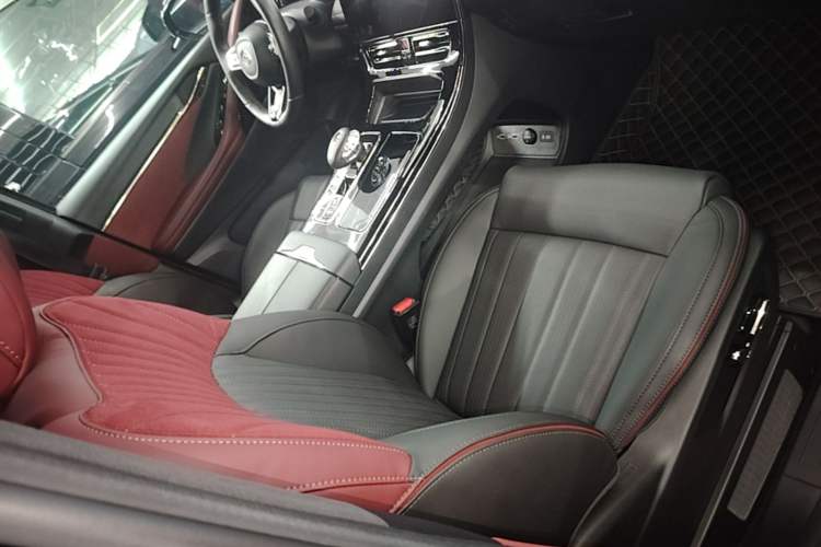 Used GAC Trumpchi M8 2023 Zongshi Series Dual-Motor Supreme Edition Right Front Seat