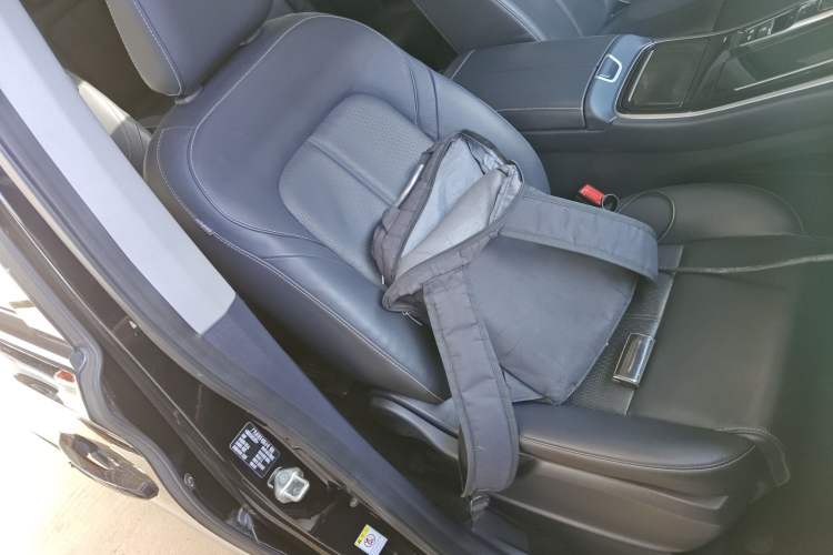 Used GAC Trumpchi M8 2023 Lingxiu Series 390T Deluxe Edition Right Front Seat