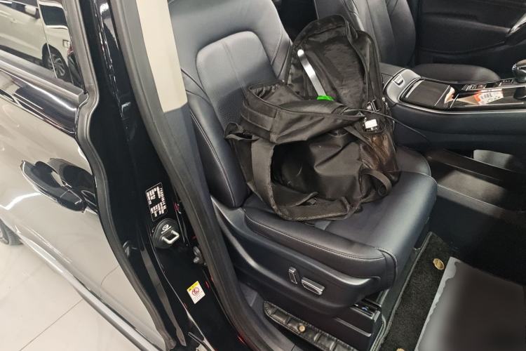 Used GAC Trumpchi M8 2023 Lingxiu Series 390T Ultimate Edition Right Front Seat