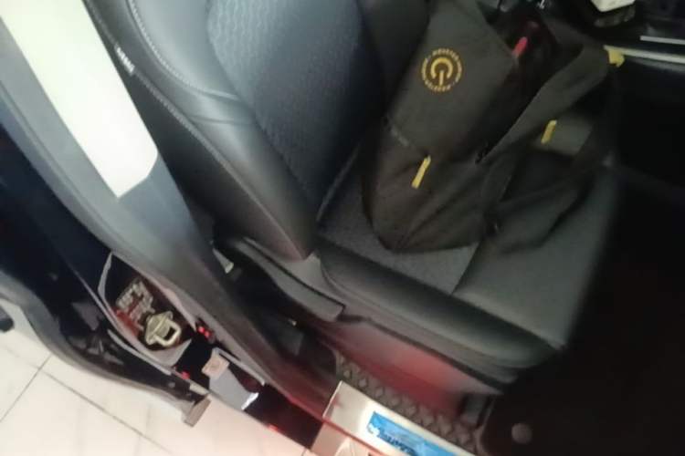 Used GAC Trumpchi M8 2023 Lingxiu Series 390T Deluxe Edition Right Front Seat