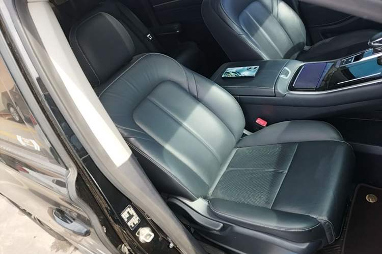 Used GAC Trumpchi M8 2023 Lingxiu Series 390T Deluxe Edition Right Front Seat