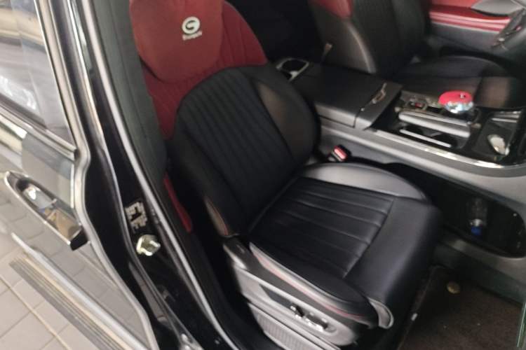 Used GAC Trumpchi M8 2023 Zongshi Series Dual-Motor Supreme Edition Right Front Seat
