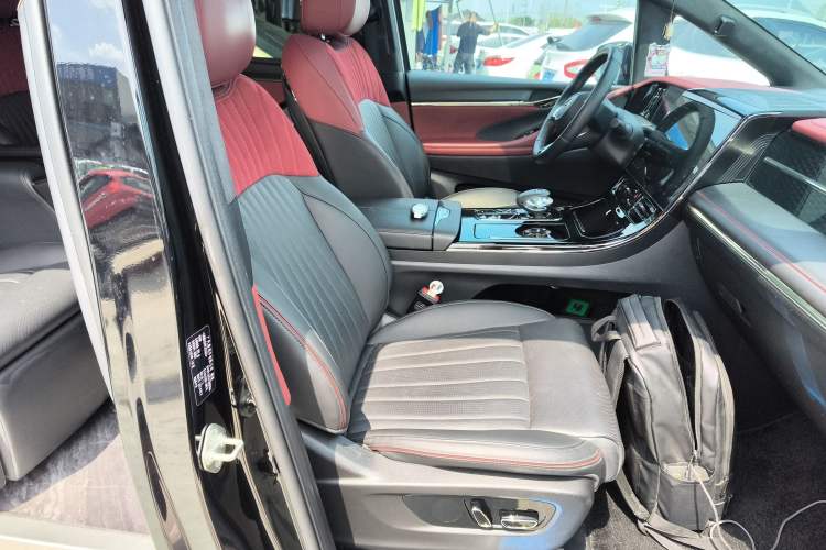 Used GAC Trumpchi M8 2023 Zongshi Series Dual-Motor YuZun Edition Right Front Seat