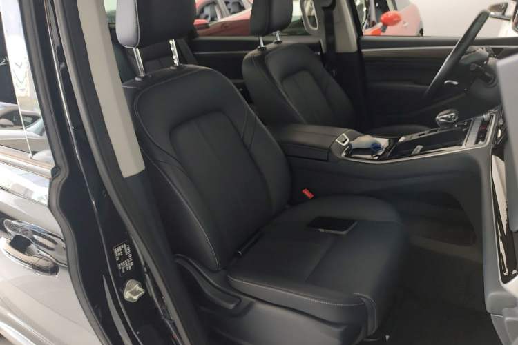 Used GAC Trumpchi M8 2023 Lingxiu Series 390T Deluxe Edition Right Front Seat
