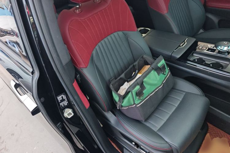Used GAC Trumpchi M8 2023 Zongshi Series 400T Flagship Edition Right Front Seat