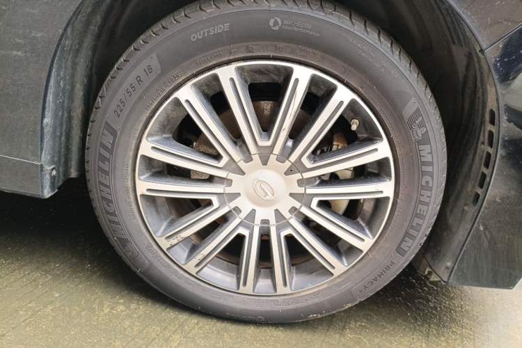 Used GAC Trumpchi M8 2023 Lingxiu Series 390T Prestige Edition Right Front Wheel Hub