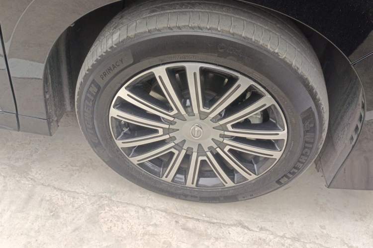 Used GAC Trumpchi M8 2023 Lingxiu Series 390T Prestige Edition Right Front Wheel Hub