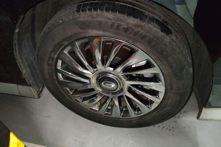 Used GAC Trumpchi M8 2023 Zongshi Series 400T Flagship Edition Right Front Wheel Hub