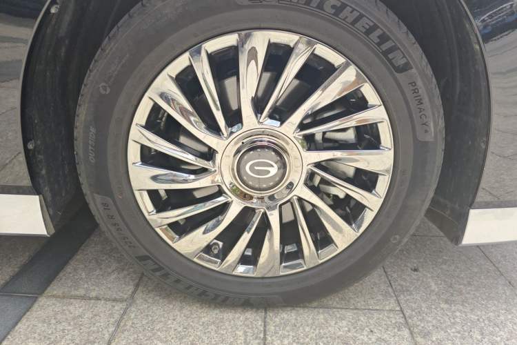 Used GAC Trumpchi M8 2023 Zongshi Series 400T Ultimate Edition Right Front Wheel Hub