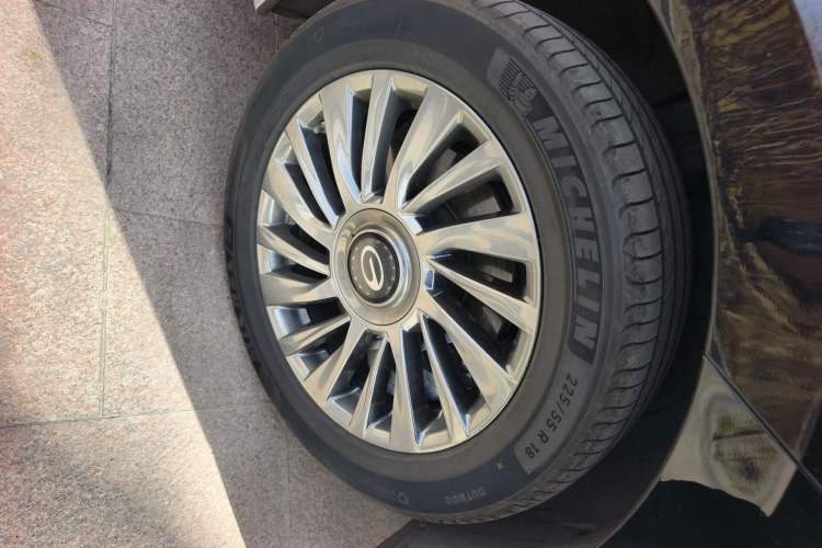 Used GAC Trumpchi M8 2023 Zongshi Series 400T Ultimate Edition Right Front Wheel Hub
