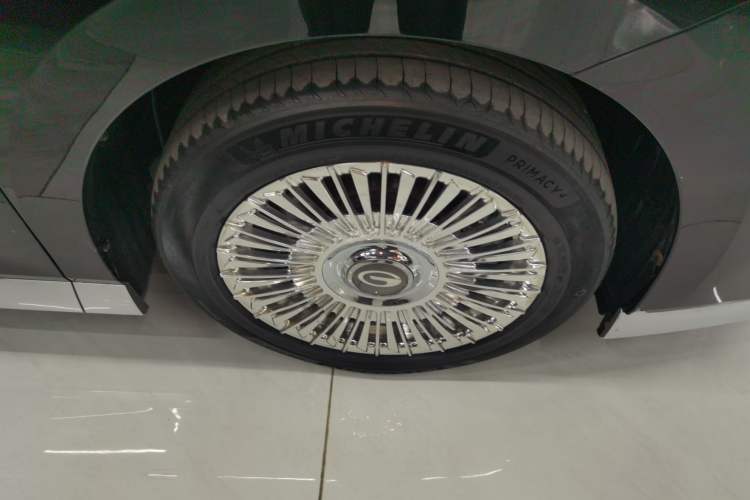 Used GAC Trumpchi M8 2023 Zongshi Series 400T Ultimate Edition Right Front Wheel Hub