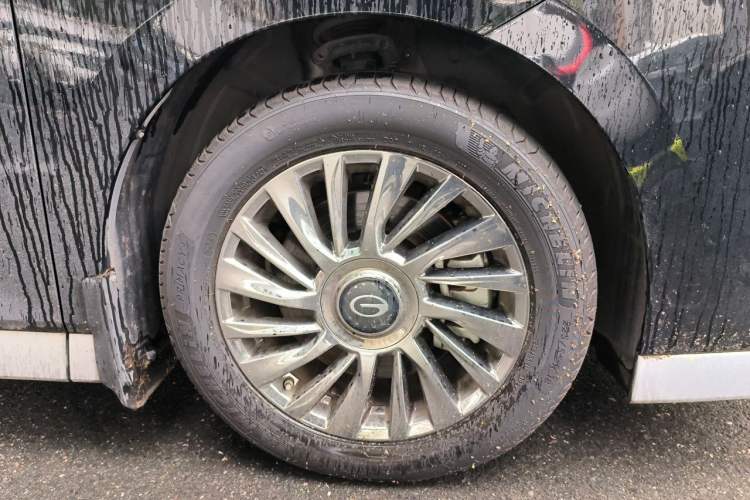Used GAC Trumpchi M8 2023 Zongshi Series 400T Ultimate Edition Right Front Wheel Hub