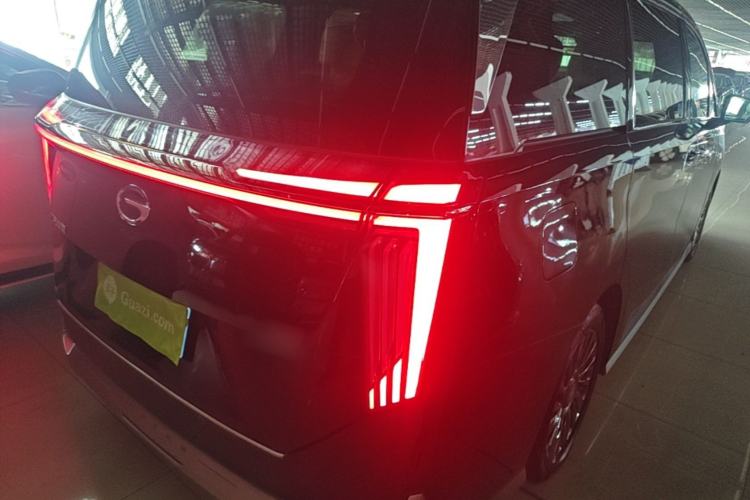 Used GAC Trumpchi M8 2023 Zongshi Series Dual-Motor YuZun Edition Right Rear Taillight