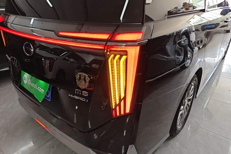 Used GAC Trumpchi M8 2023 Zongshi Series Dual-Motor Flagship Edition Right Rear Taillight