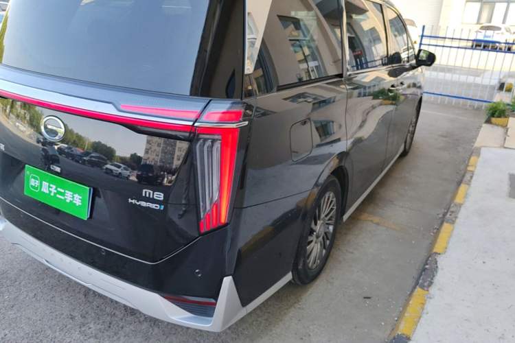 Used GAC Trumpchi M8 2023 Zongshi Series Dual-Motor YuZun Edition Right Rear Taillight