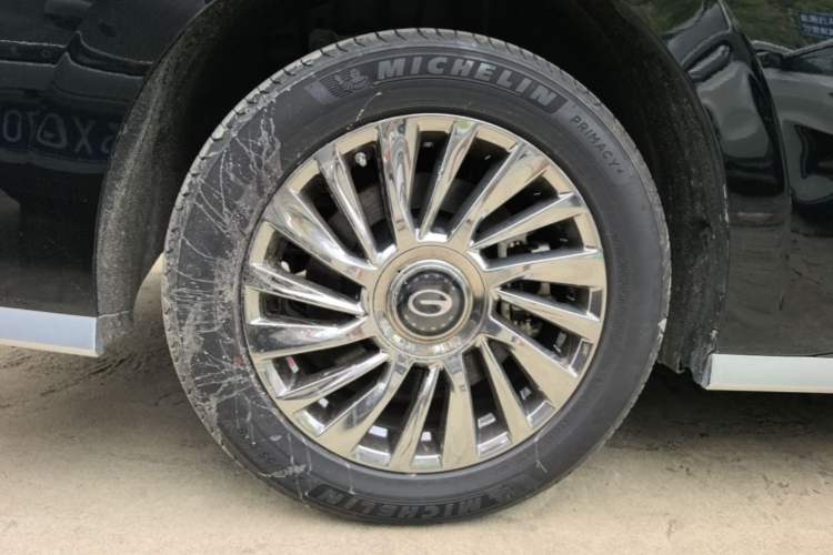 Used GAC Trumpchi M8 2023 Zongshi Series 400T Flagship Edition Right Rear Wheel Hub