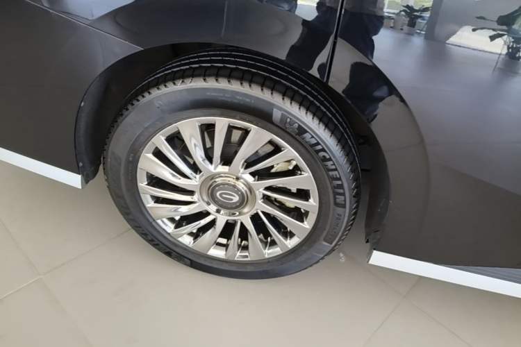Used GAC Trumpchi M8 2023 Zongshi Series 400T Ultimate Edition Right Rear Wheel Hub