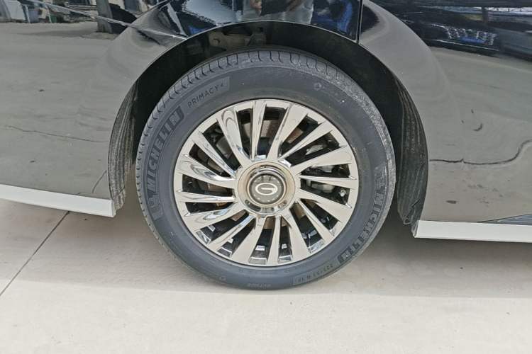 Used GAC Trumpchi M8 2023 Zongshi Series 400T Flagship Edition Right Rear Wheel Hub