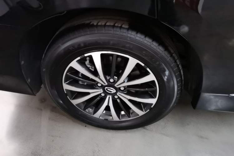 Used GAC Trumpchi M8 2023 Lingxiu Series 390T Deluxe Edition Right Rear Wheel Hub