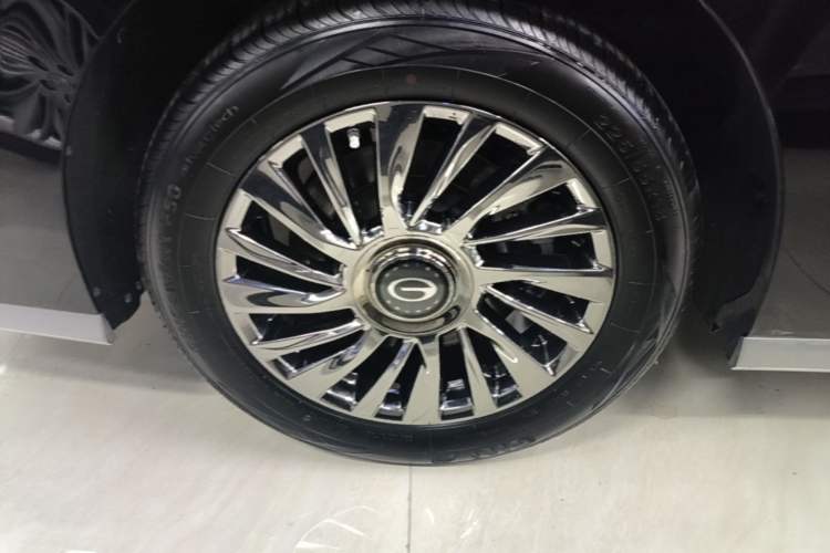 Used GAC Trumpchi M8 2023 Zongshi Series 400T Flagship Edition Right Rear Wheel Hub