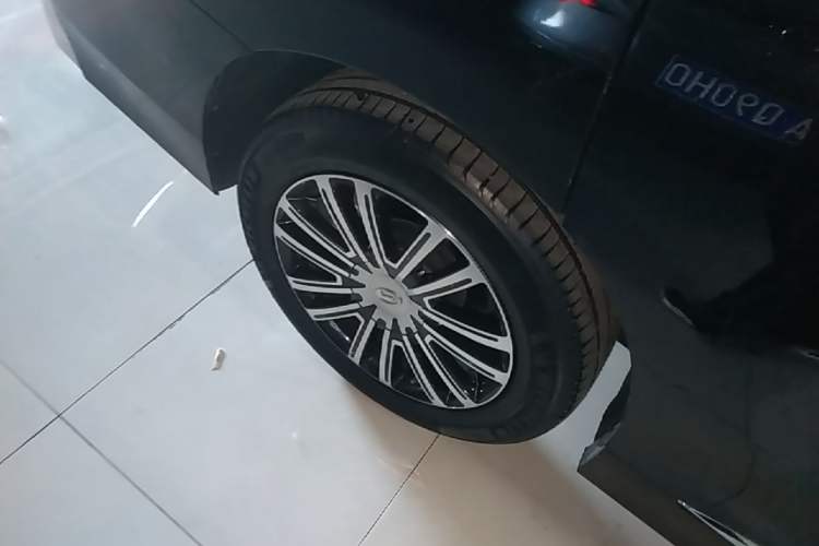 Used GAC Trumpchi M8 2023 Lingxiu Series 390T Prestige Edition Right Rear Wheel Hub