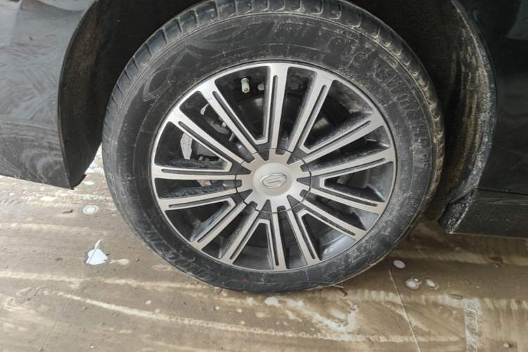 Used GAC Trumpchi M8 2023 Lingxiu Series 390T Prestige Edition Right Rear Wheel Hub