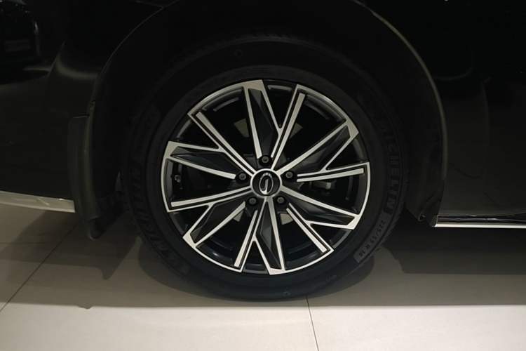 Used GAC Trumpchi M8 2023 Zongshi Series 400T Ultimate Edition Right Rear Wheel Hub