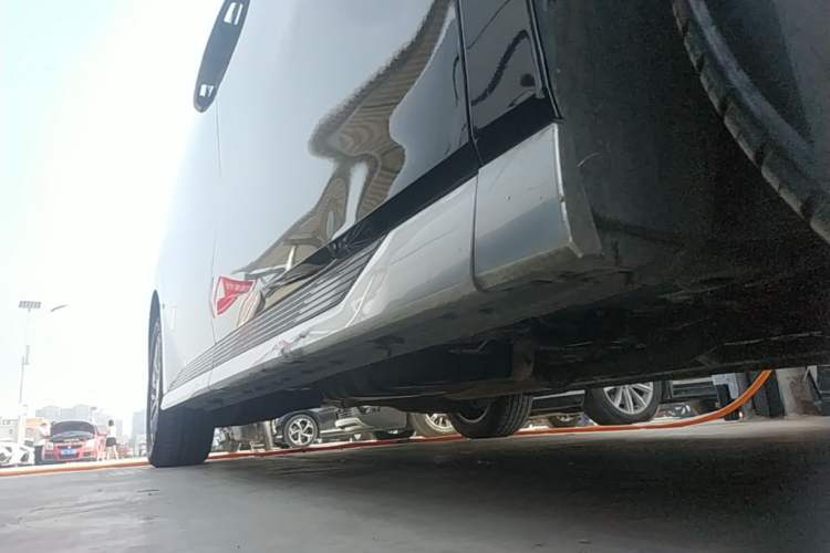 Used GAC Trumpchi M8 2023 Zongshi Series 400T Ultimate Edition Right Side Sill