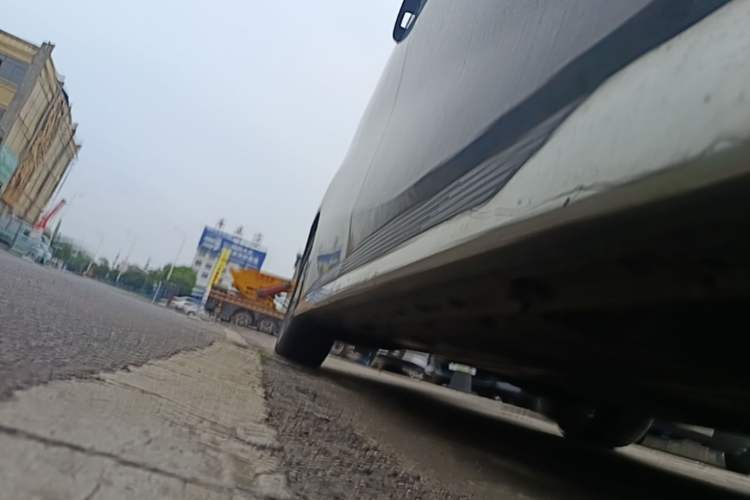 Used GAC Trumpchi M8 2023 Zongshi Series Dual-Motor Flagship Edition Right Side Sill
