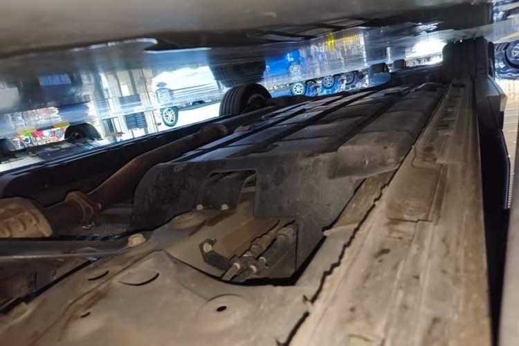 Used GAC Trumpchi M8 2023 Zongshi Series Dual-Motor YuZun Edition Right Side Sill