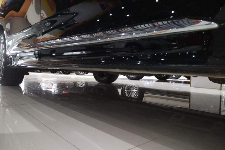 Used GAC Trumpchi M8 2023 Lingxiu Series 390T Prestige Edition Right Side Sill