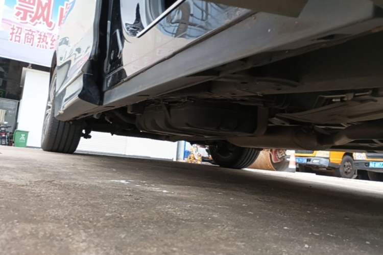 Used GAC Trumpchi M8 2023 Lingxiu Series 390T Prestige Edition Right Side Sill