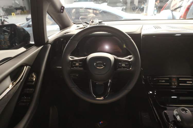 Used GAC Trumpchi M8 2023 Zongshi Series 400T Flagship Edition Steering Wheel