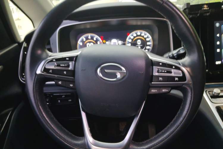 Used GAC Trumpchi M8 2023 Lingxiu Series 390T Prestige Edition Steering Wheel