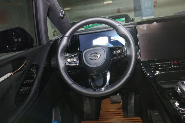 Used GAC Trumpchi M8 2023 Zongshi Series 400T Flagship Edition Steering Wheel