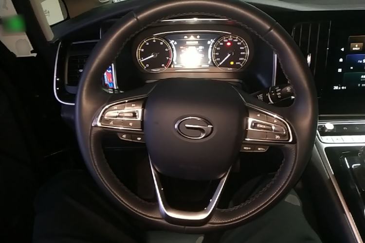 Used GAC Trumpchi M8 2023 Lingxiu Series 390T Deluxe Edition Steering Wheel