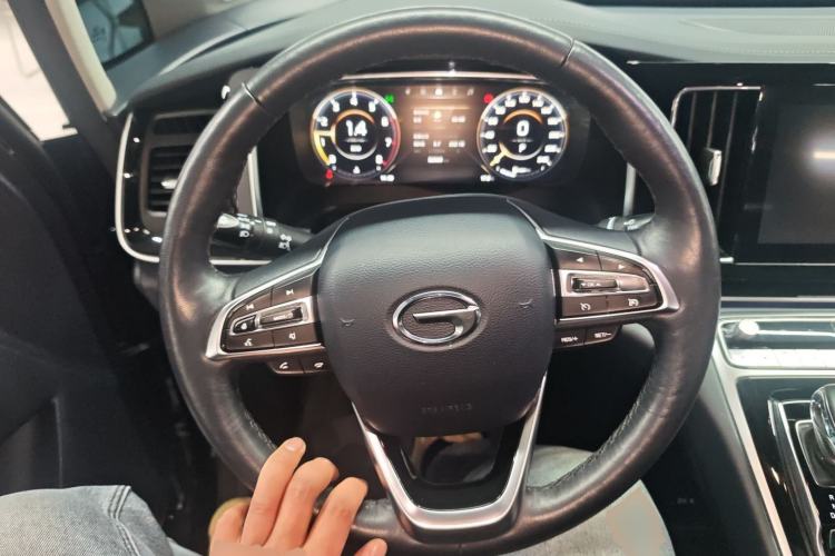 Used GAC Trumpchi M8 2023 Lingxiu Series 390T Ultimate Edition Steering Wheel