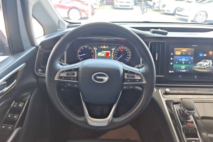 Used GAC Trumpchi M8 2023 Lingxiu Series 390T Deluxe Edition Steering Wheel
