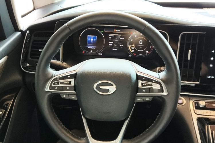 Used GAC Trumpchi M8 2023 Lingxiu Series 390T Ultimate Edition Steering Wheel
