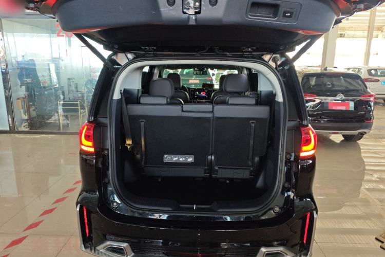 Used GAC Trumpchi M8 2023 Master Series 390T Ultimate Edition Trunk