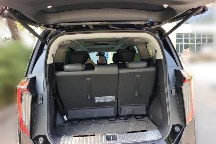 Used GAC Trumpchi M8 2023 Zongshi Series 400T Ultimate Edition Trunk